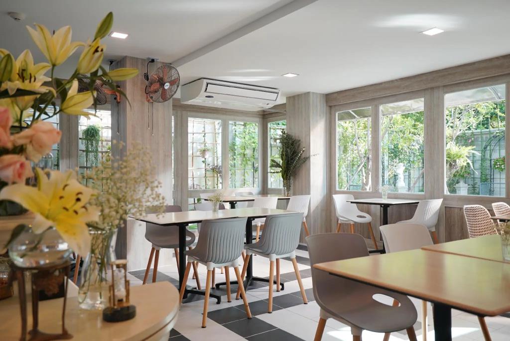 The Qube Fifty Hotel 3*