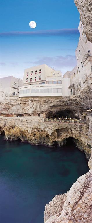 Туры в Grotta Palazzese