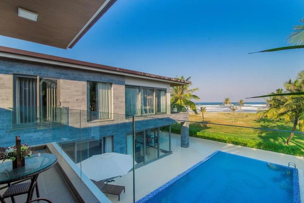 The Five Villas 0*
