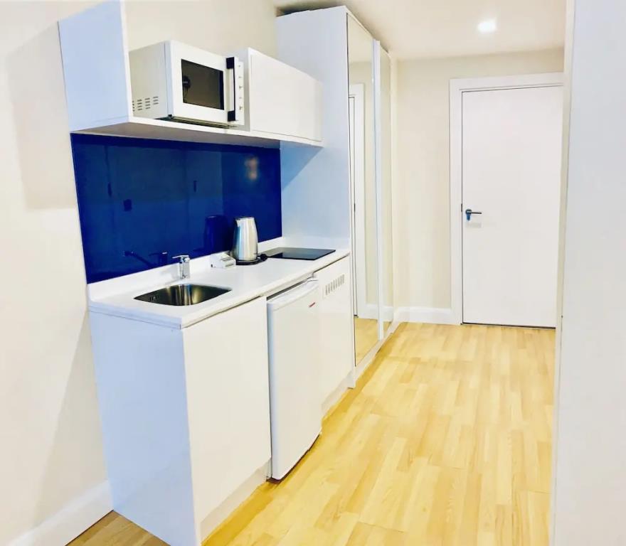 Royal Sea Breeze Apartment 0*