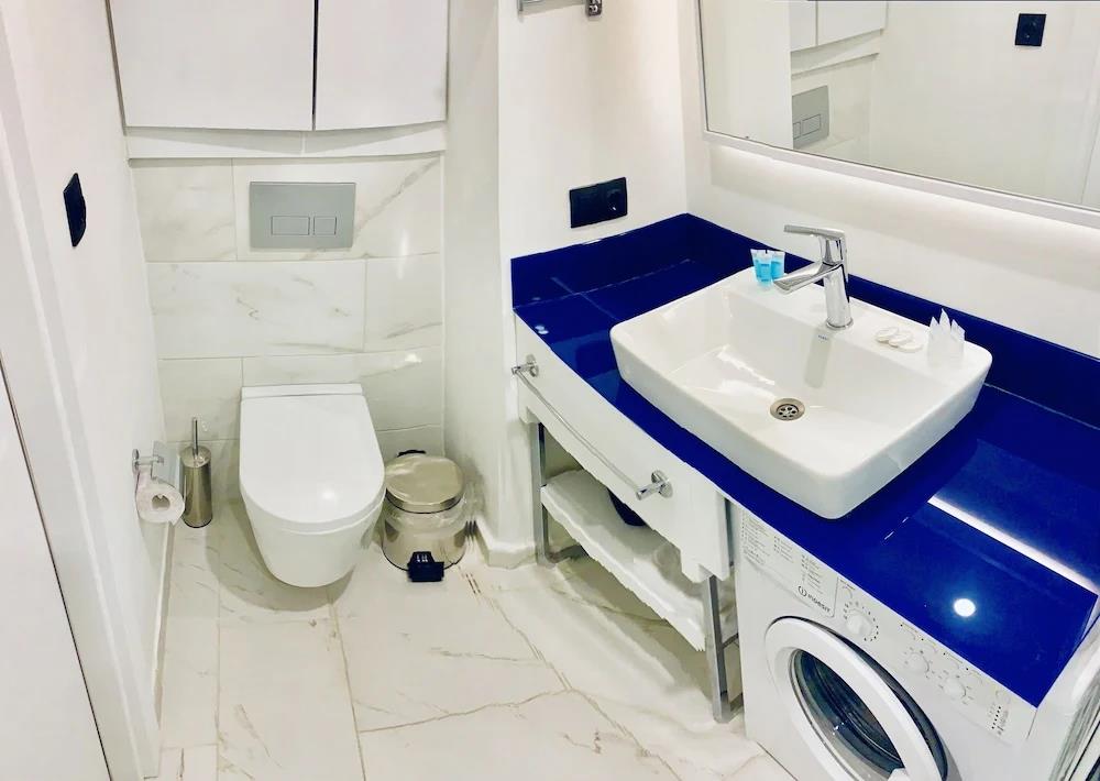Royal Sea Breeze Apartment 0*