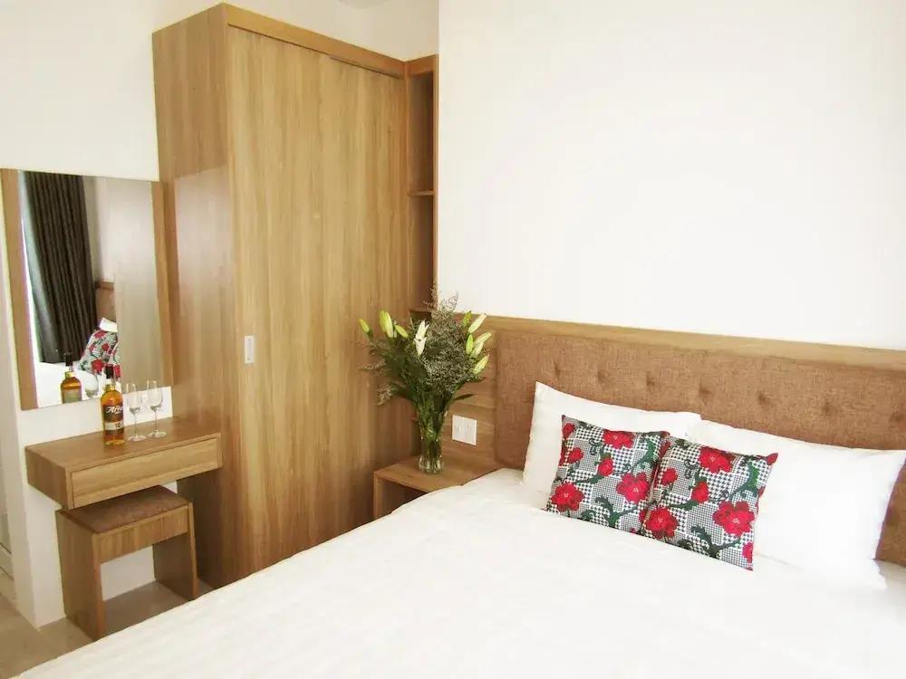 SoHo Apartment 0*