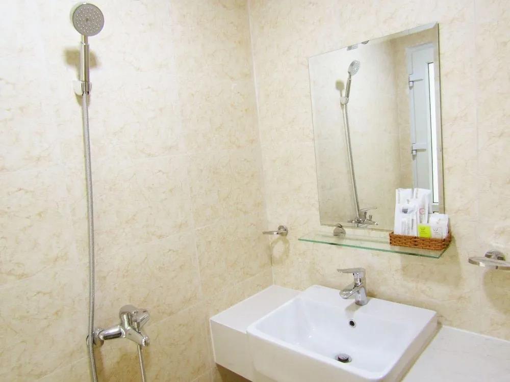 SoHo Apartment 0*