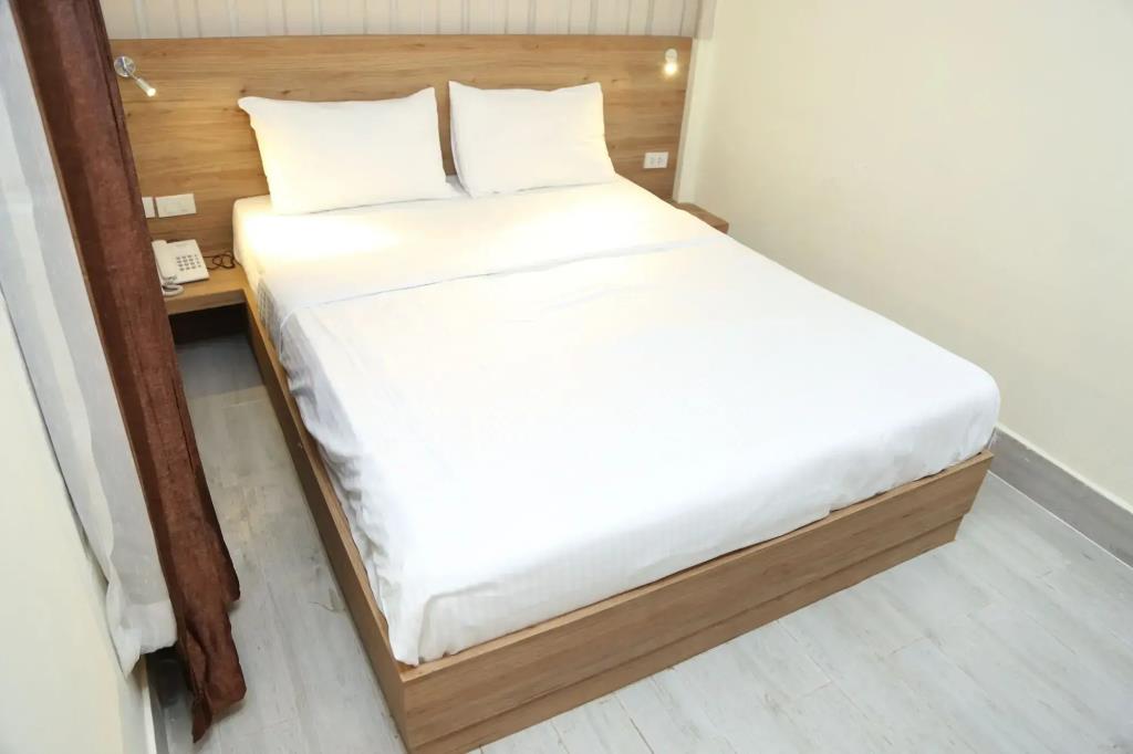 Rose Nana Hotel 2*