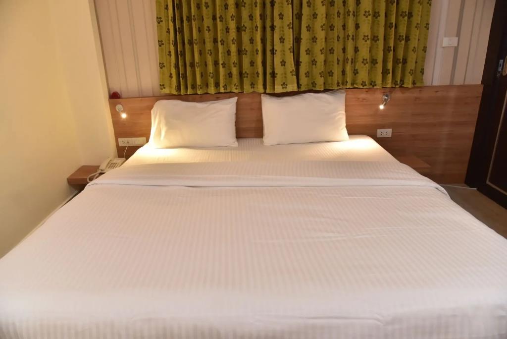 Rose Nana Hotel 2*