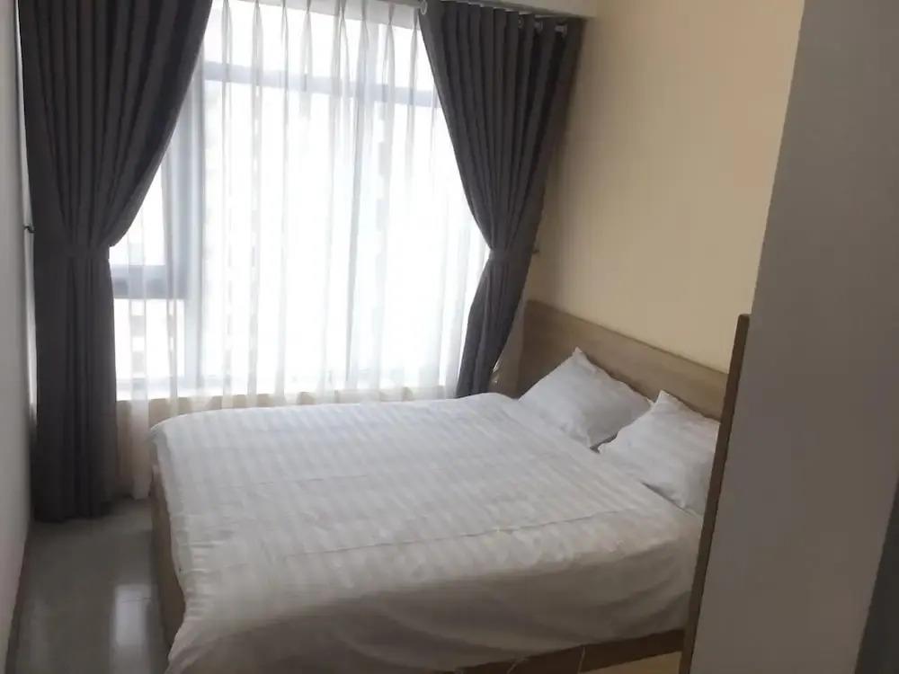 VINestate Apartments 0*
