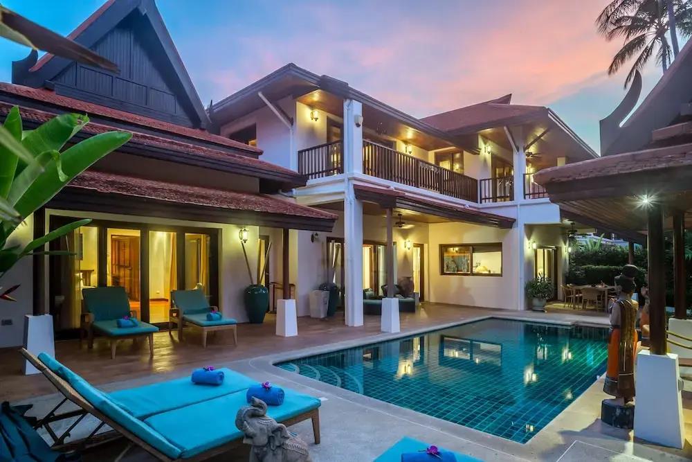 Baan Banburee 0*