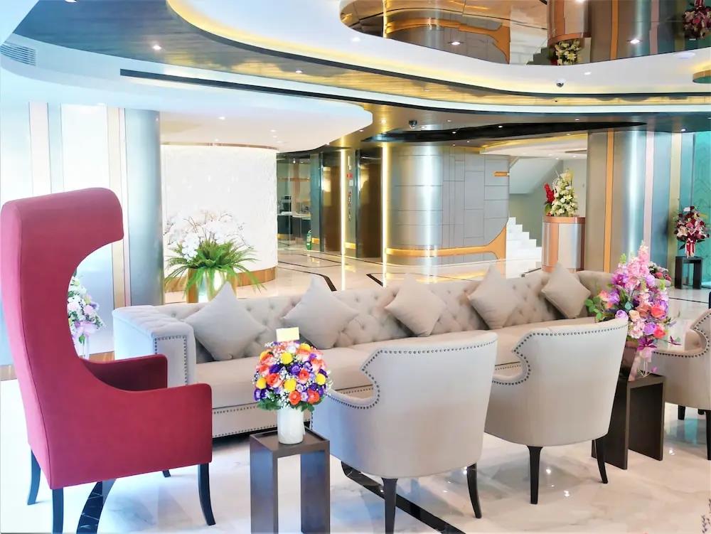 First Pride Hotel 3*