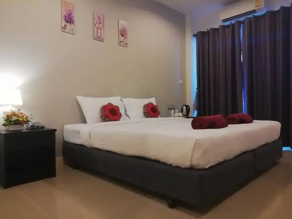 May House Karon Beach 3*