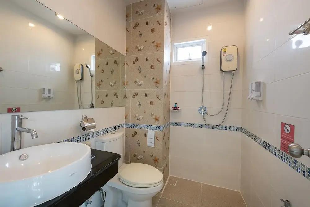 May House Karon Beach 3*