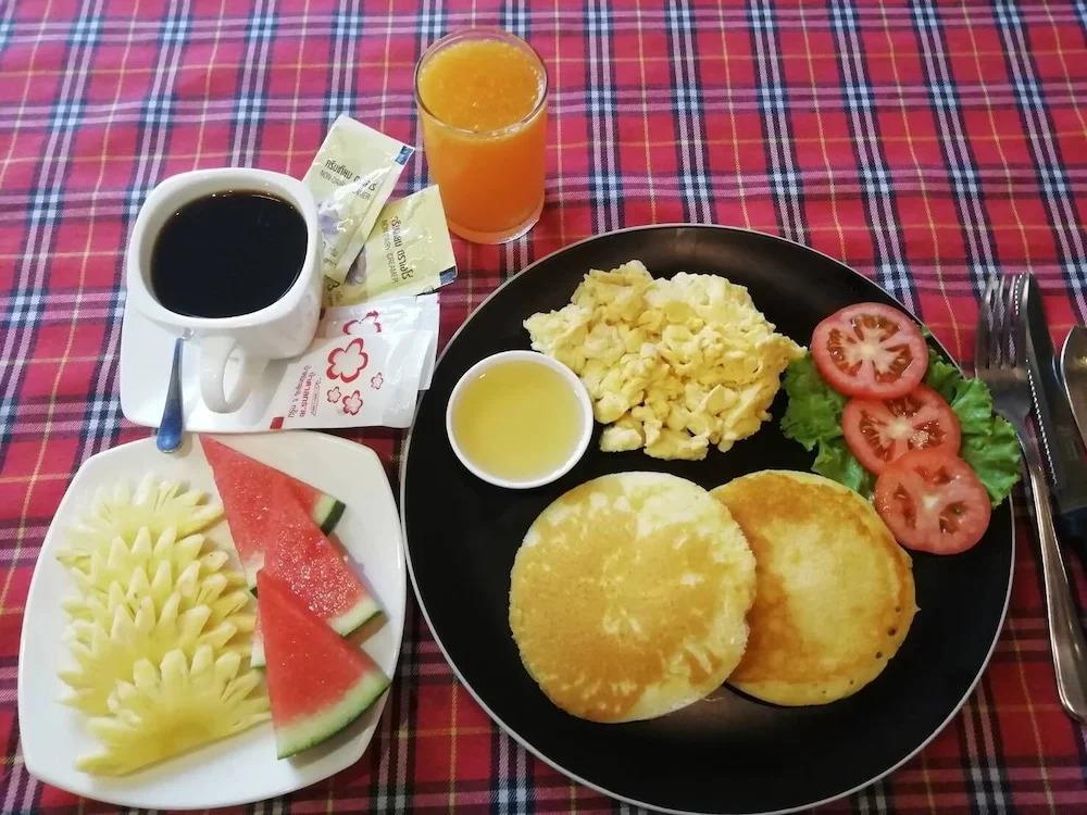 May House Karon Beach 3*