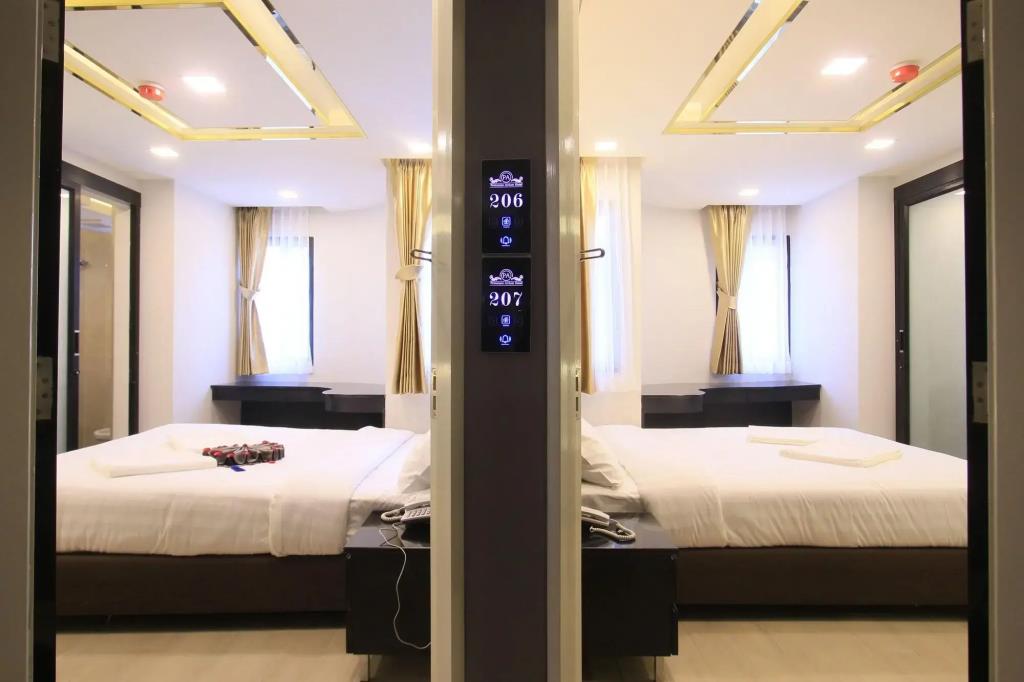 Pratunam Atrium Hotel 3*