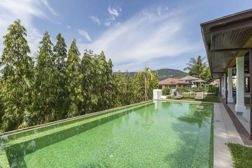 Lemongrass Pool Villa 0*