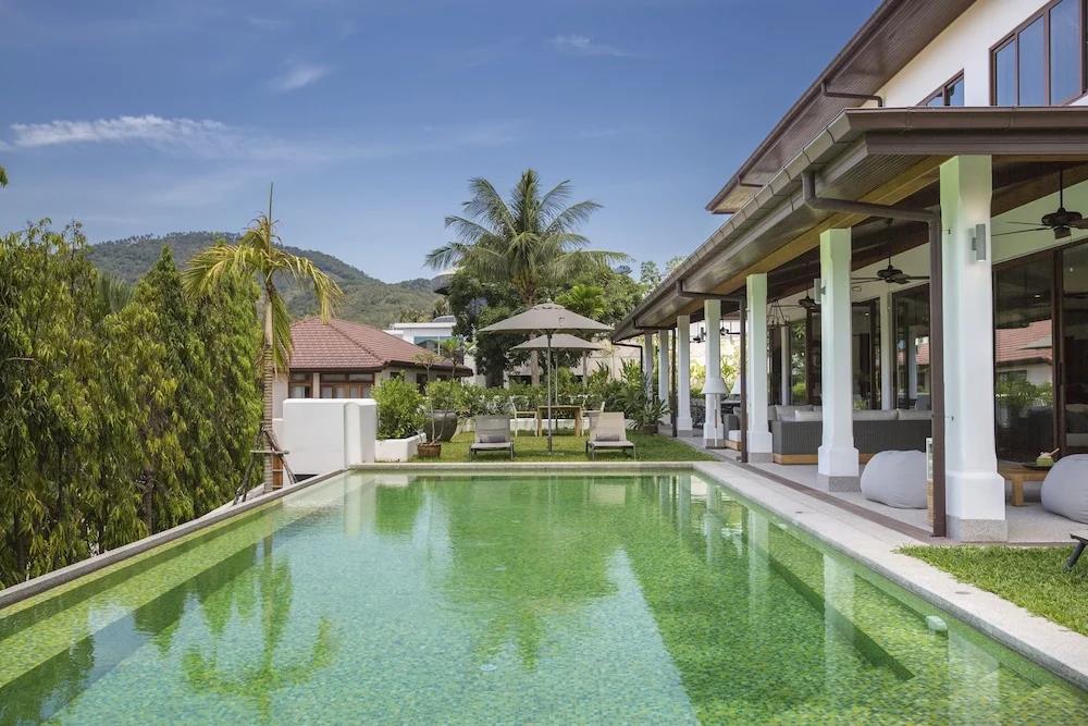 Lemongrass Pool Villa 0*