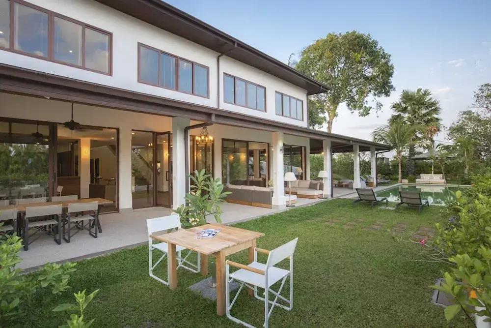 Lemongrass Pool Villa 0*