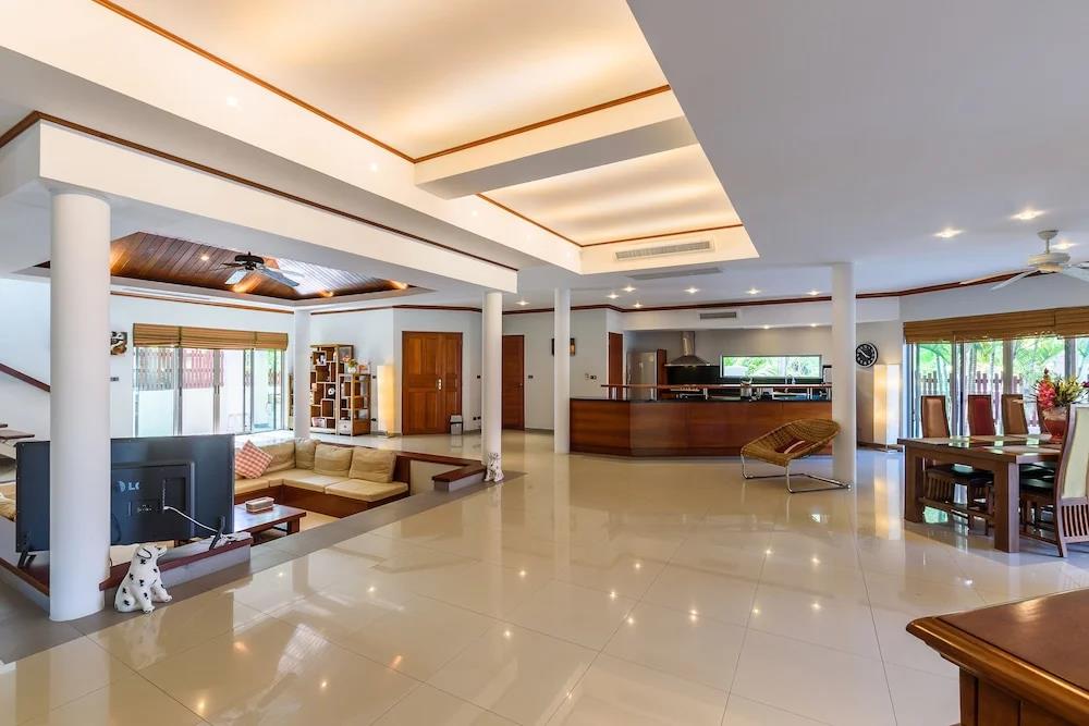 Amber Pool Villa 0*