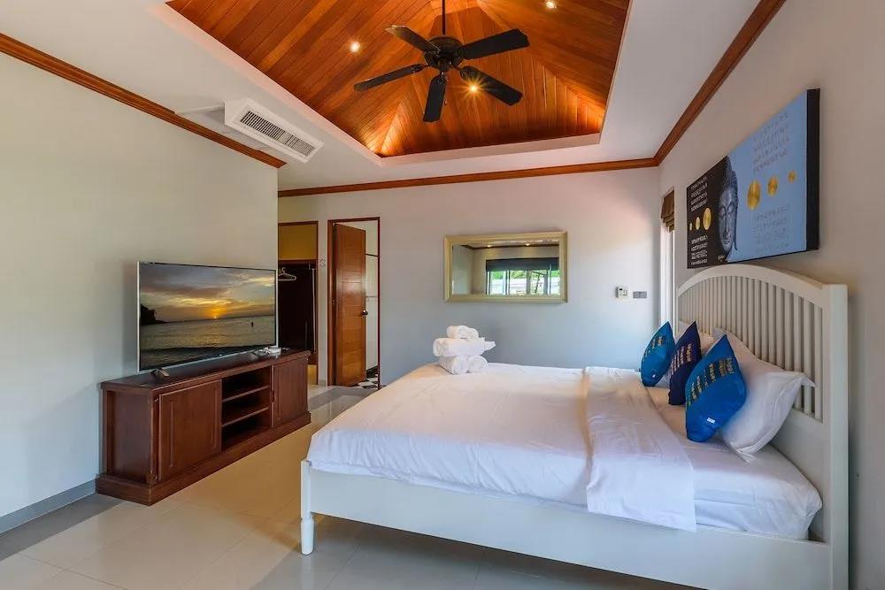Amber Pool Villa 0*