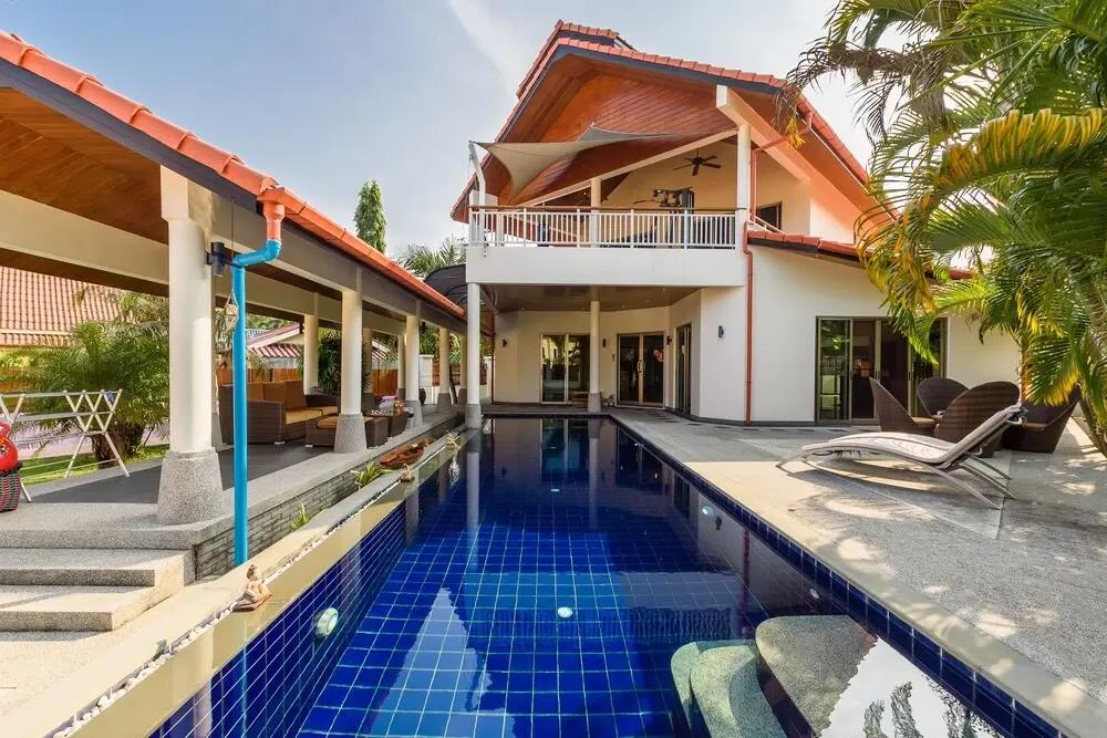 Amber Pool Villa 0*