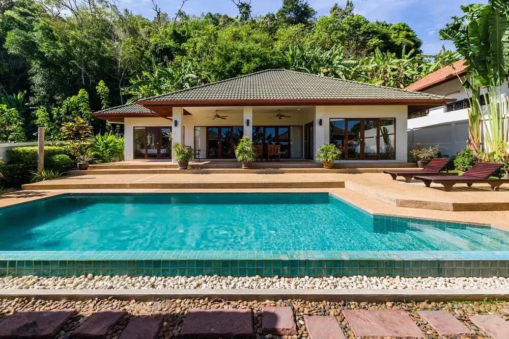 Aster Pool Villa 0*