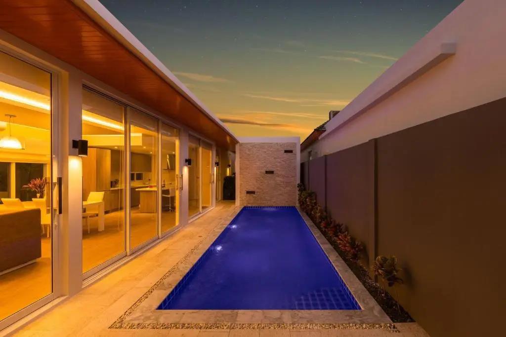 Signature Villas by TropicLook 0*
