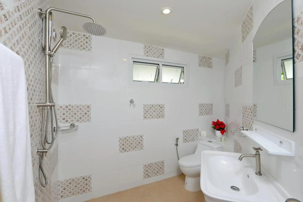 Kata White Villas 3*