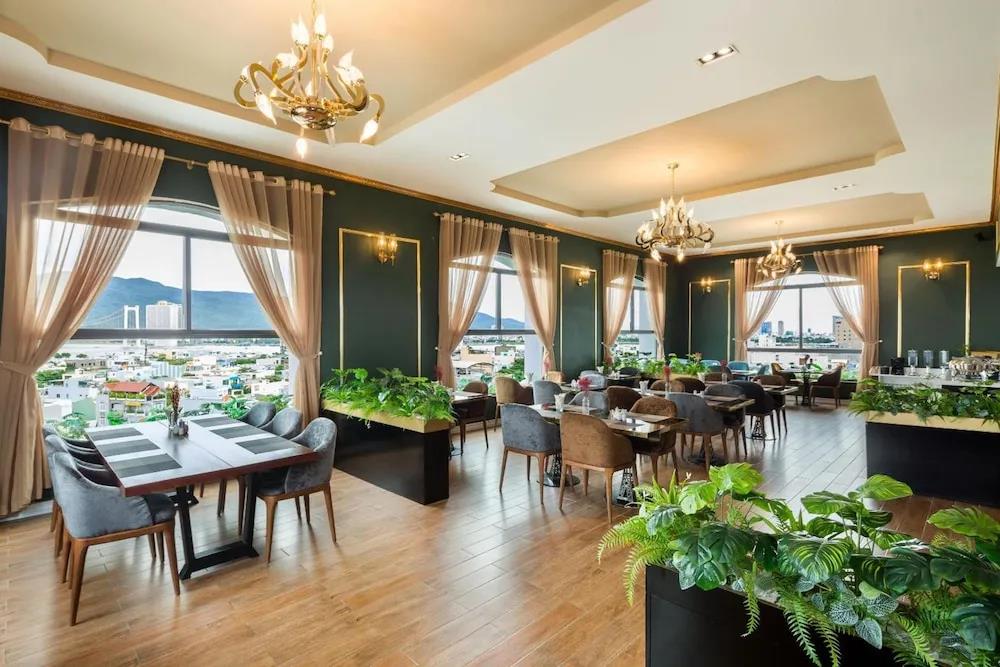 Lupin Boutique Hotel 3*
