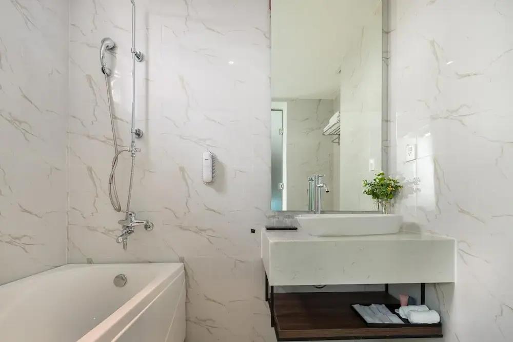 Lupin Boutique Hotel 3*