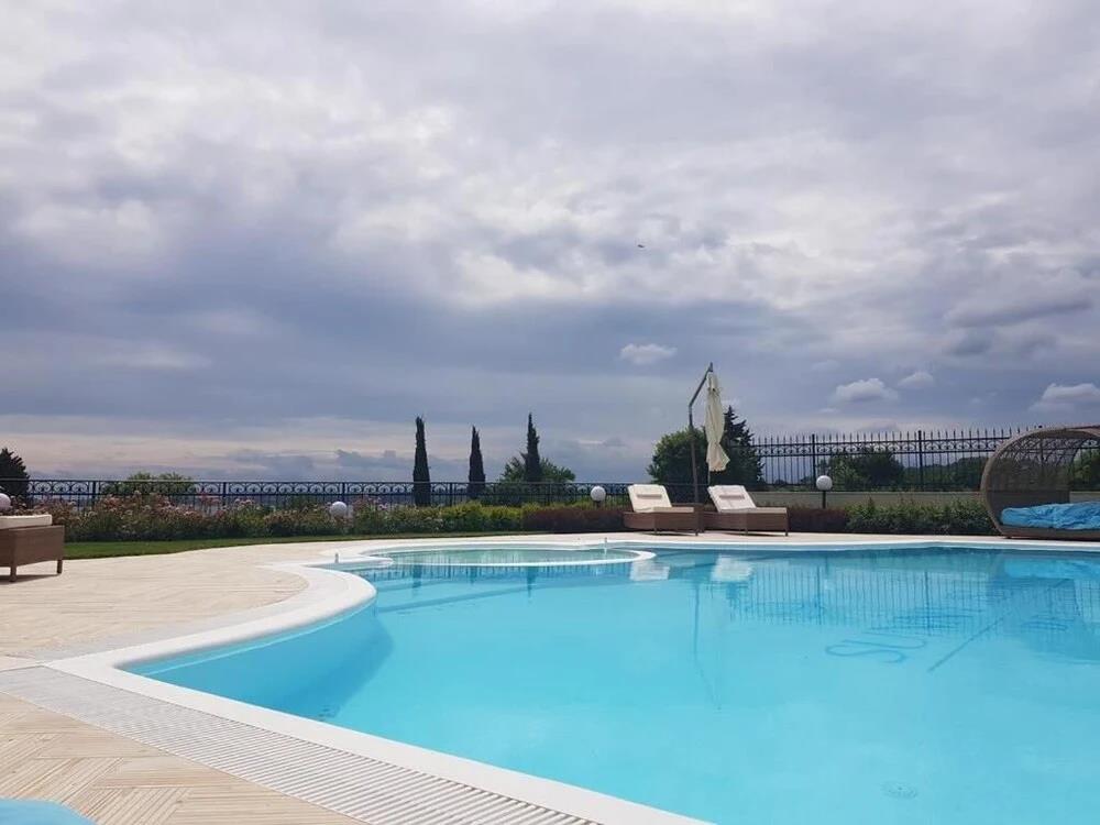 Azur Apartment Deluxe 0*