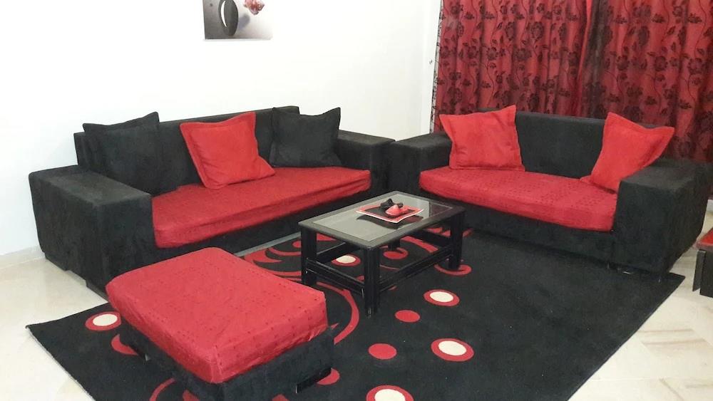 Spacious Modern app Richly Furnished 0*