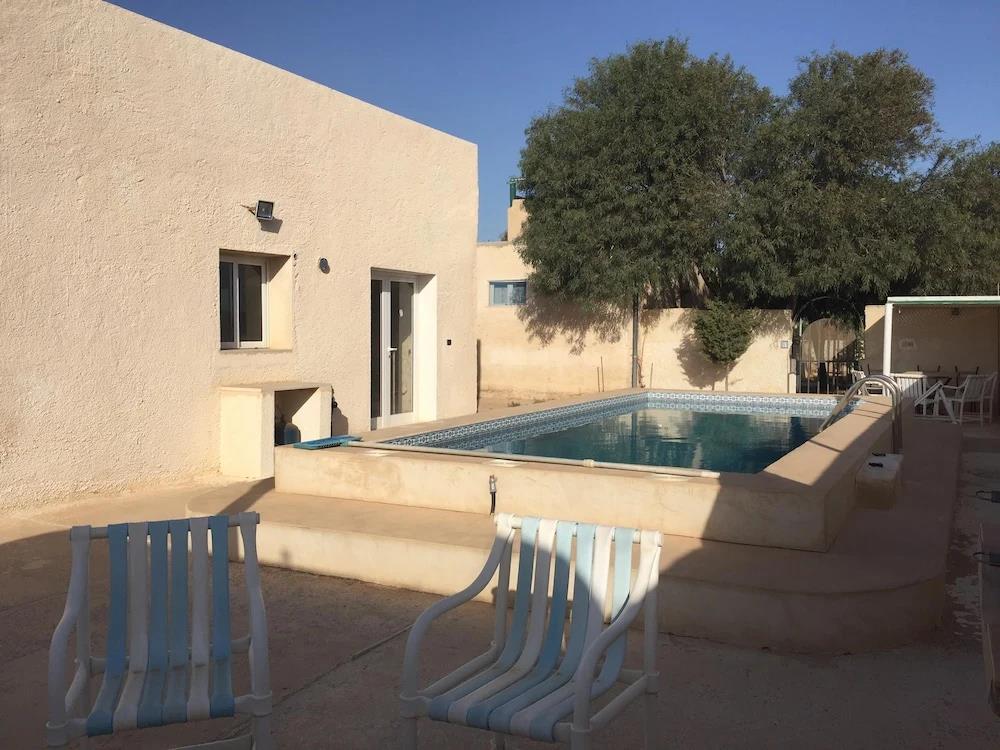 Independent Villa With Private Pool, Covered Parking 0*
