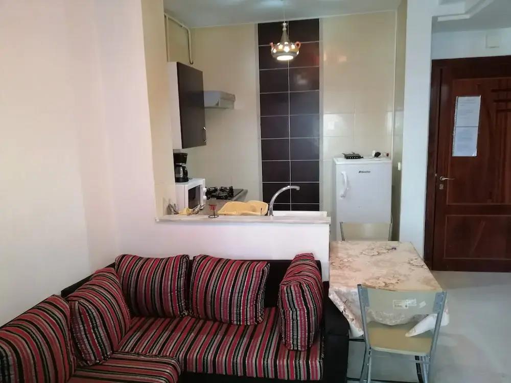 Furnished Short Stay Apartment In Tunis 0*