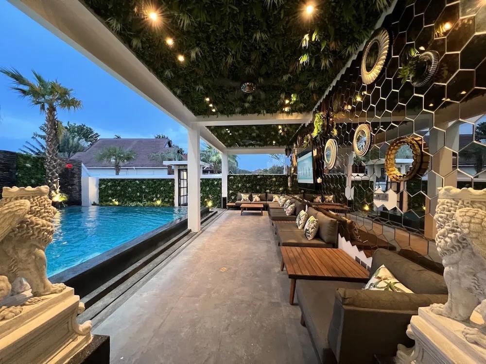 Art Pool Villa 0*