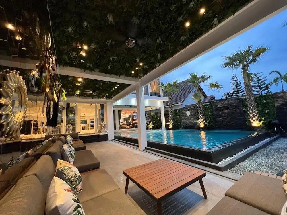Art Pool Villa 0*