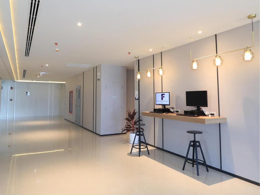 Fortune Saeng Chan Beach Hotel Rayong 4*