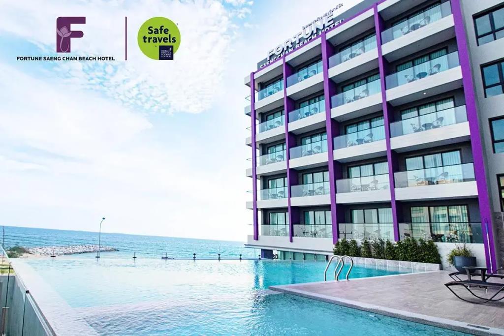 Fortune Saeng Chan Beach Hotel Rayong 4*