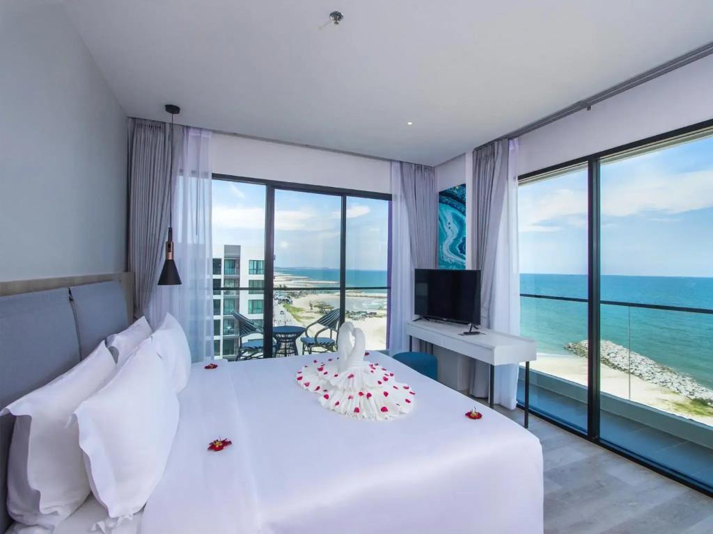 Fortune Saeng Chan Beach Hotel Rayong 4*