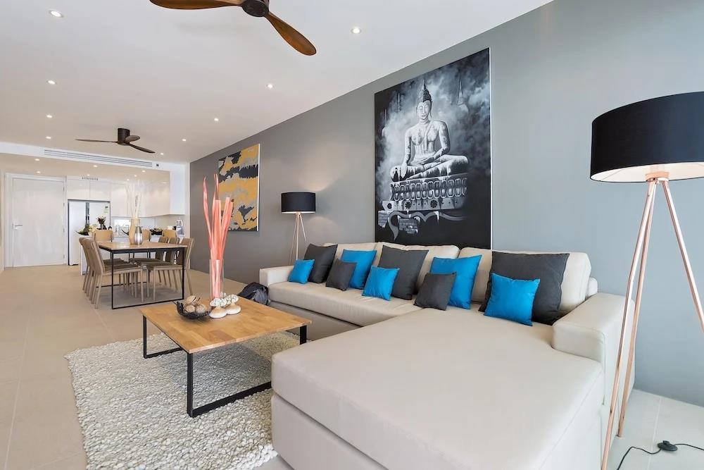 Luxury Apartment Unique Residences 0*