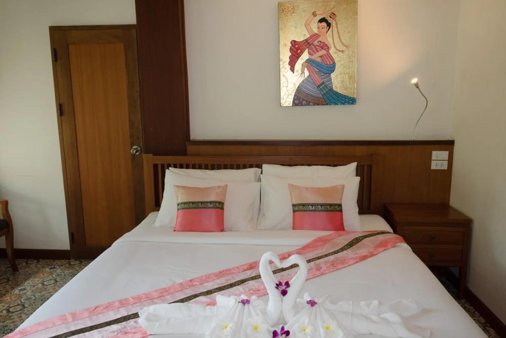 Royal Train Garden Resort 3*