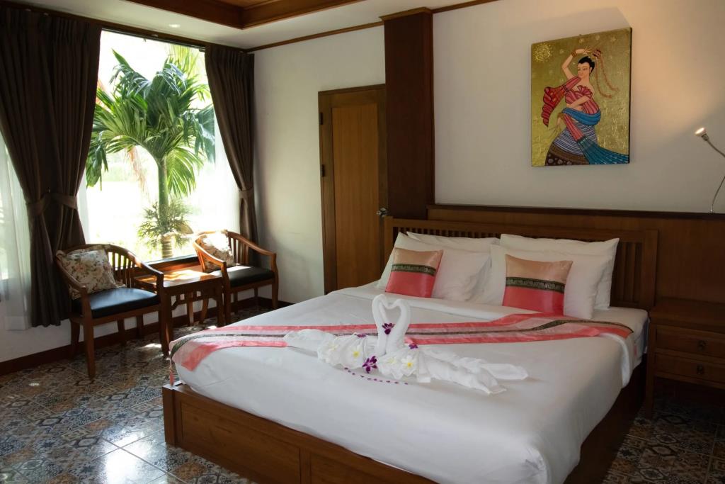 Royal Train Garden Resort 3*
