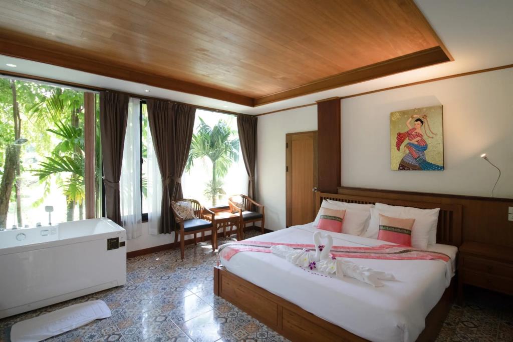 Royal Train Garden Resort 3*