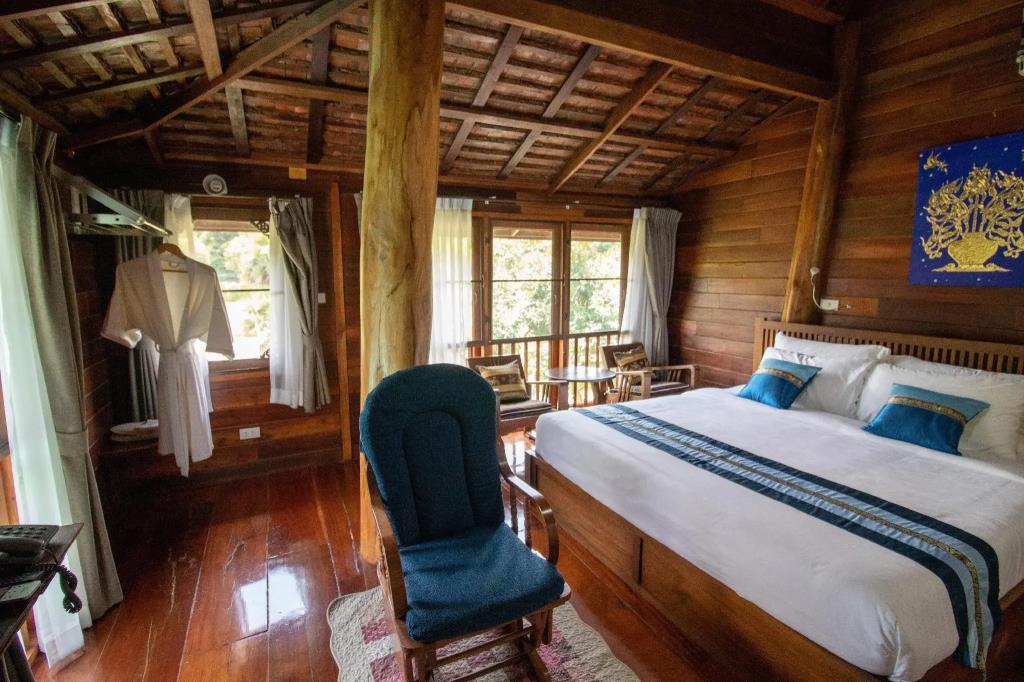 Royal Train Garden Resort 3*