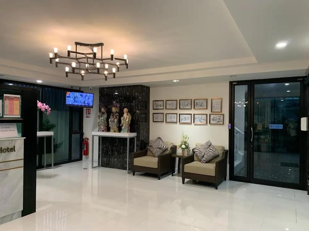 Icare Residence & Hotel 2*