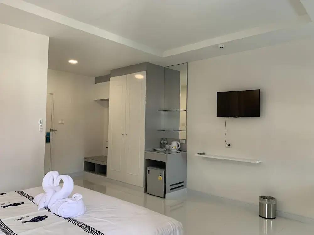 Icare Residence & Hotel 2*