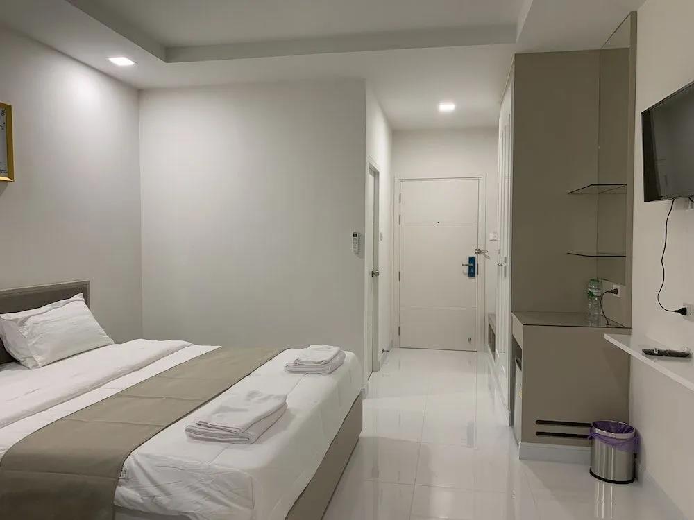 Icare Residence & Hotel 2*