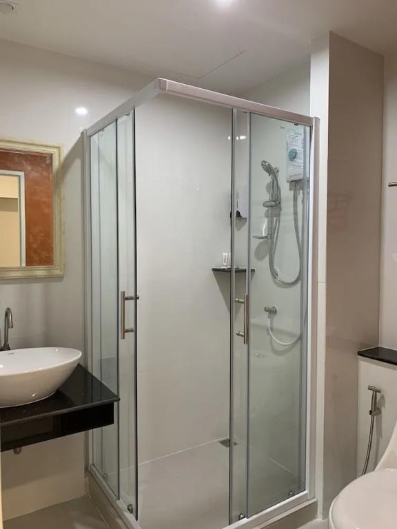 Icare Residence & Hotel 2*