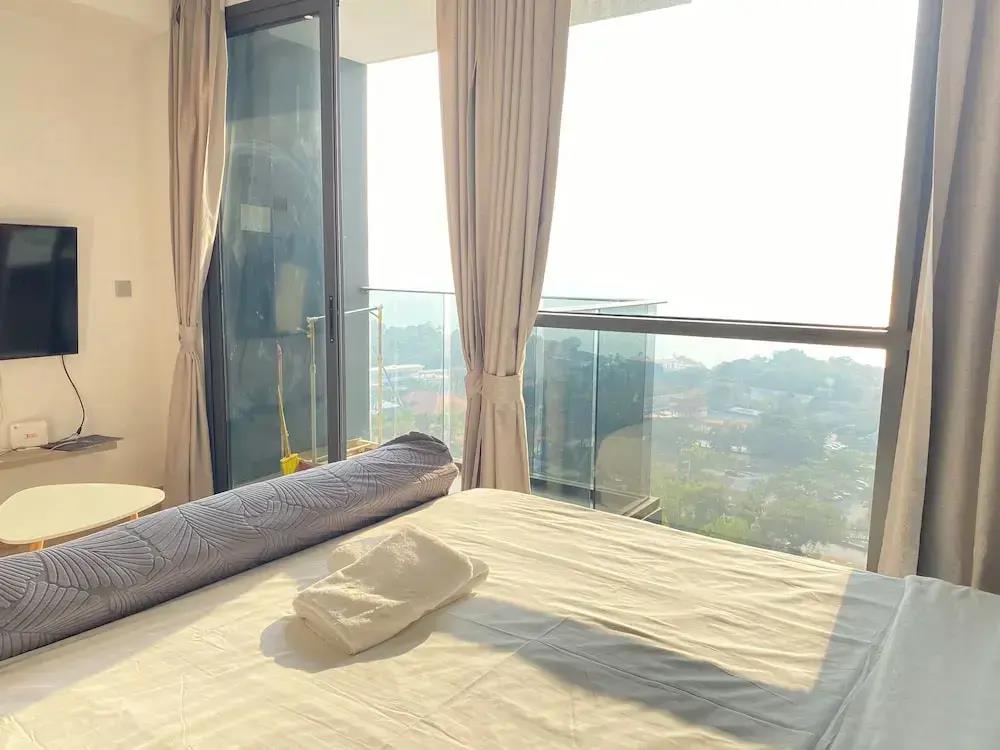 The Andromeda Condominium 0*