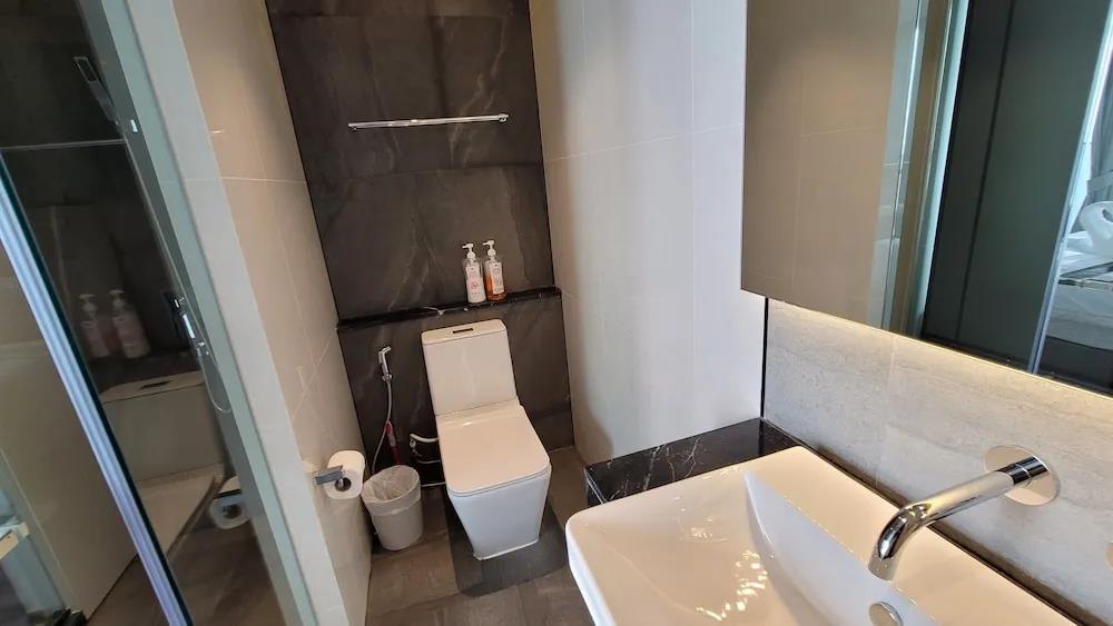 The Andromeda Condominium 0*