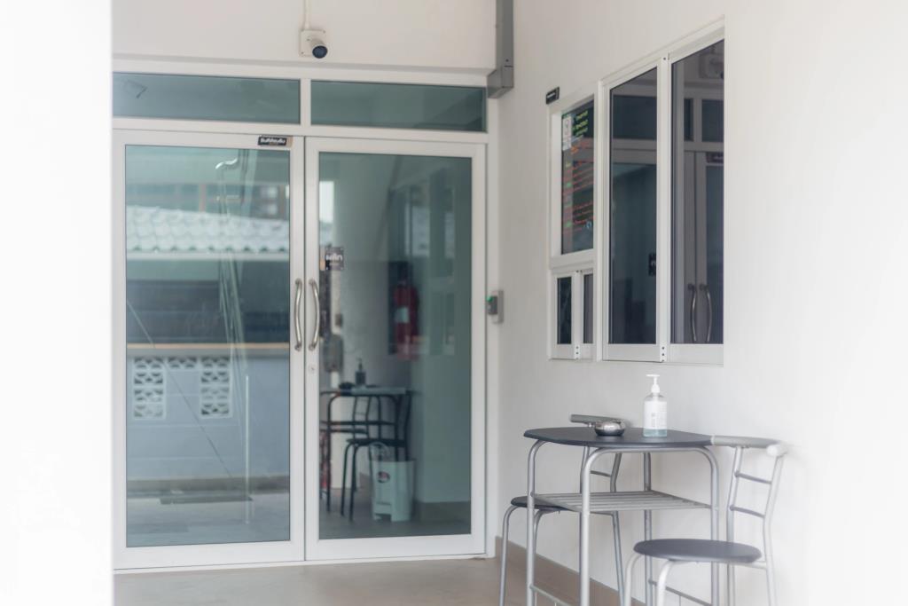 MiddleWay House 3*