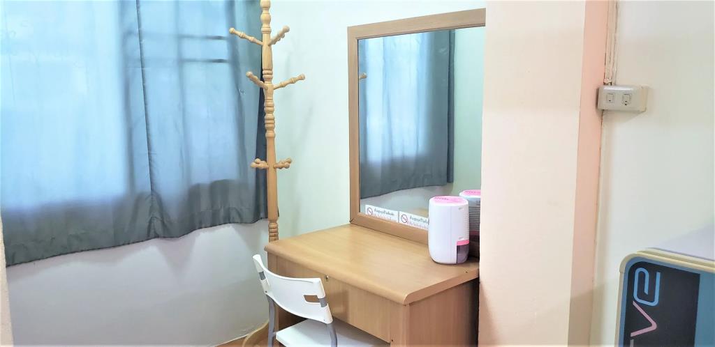 Green Apartment 0*
