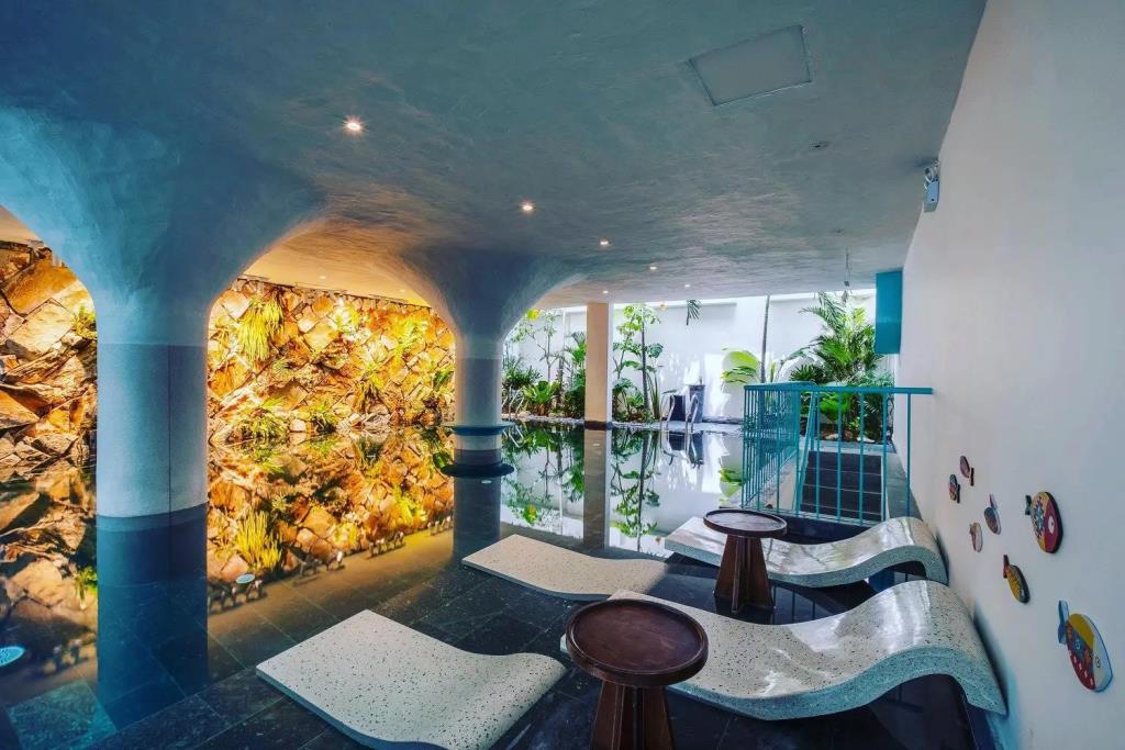 Hotel Le Bouton 4*